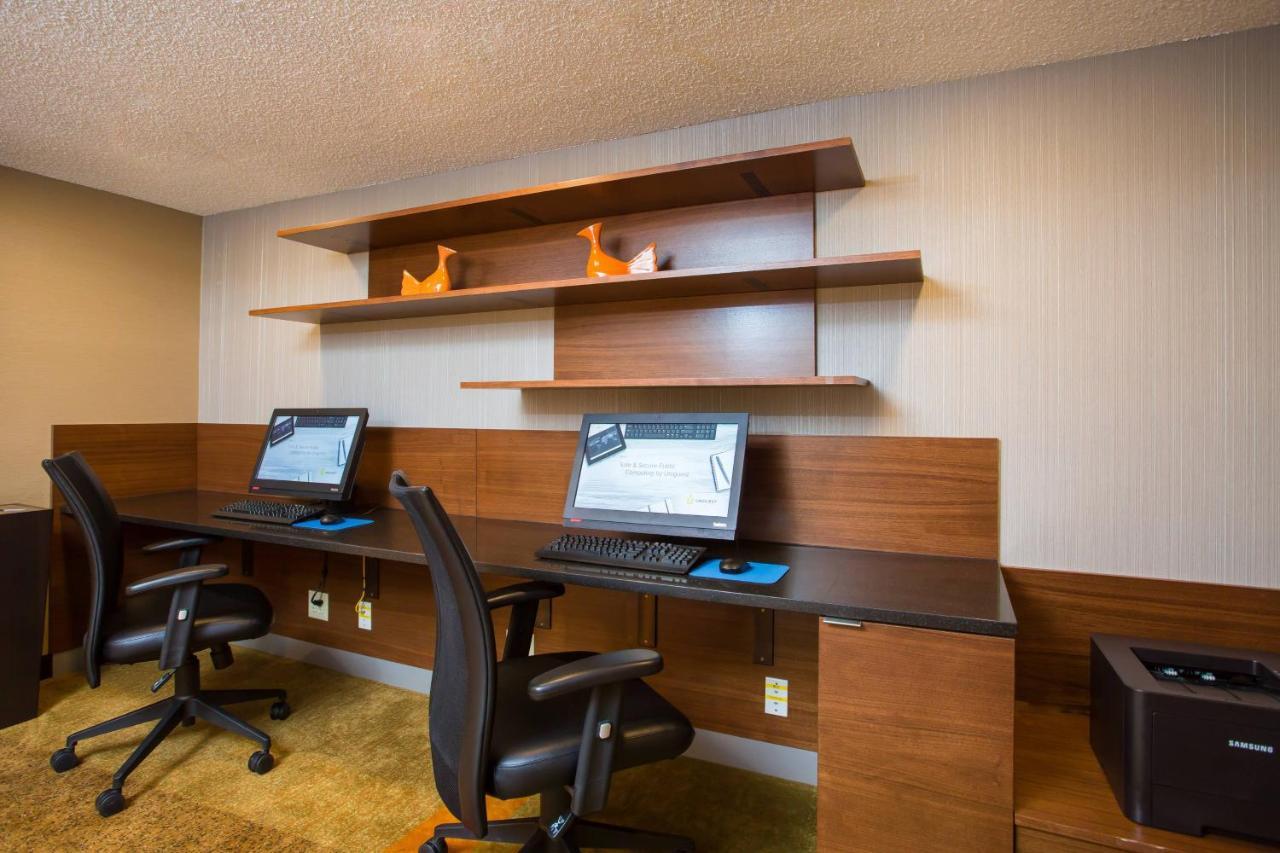 Fairfield Inn Boston Dedham Bagian luar foto