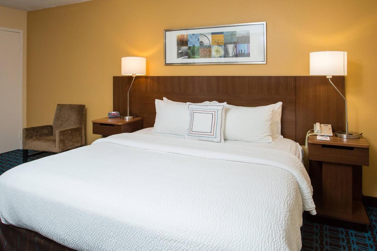 Fairfield Inn Boston Dedham Bagian luar foto